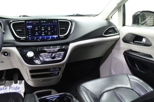 used 2022 Chrysler Pacifica car, priced at $22,962