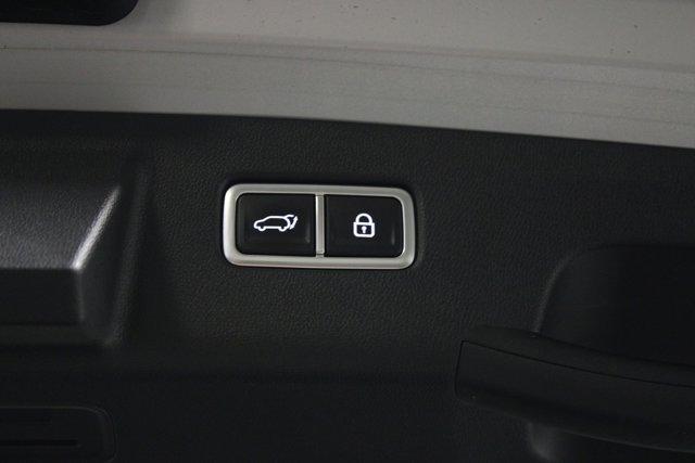 used 2022 Kia Sorento car, priced at $27,962