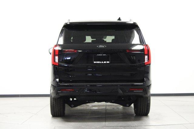 new 2025 Ford Expedition car, priced at $78,862