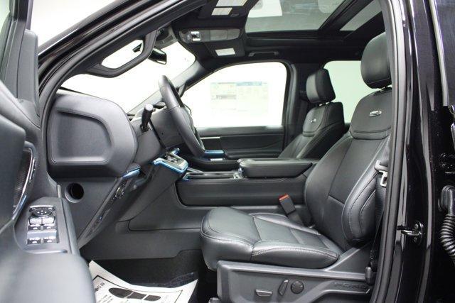 new 2025 Ford Expedition car, priced at $78,862