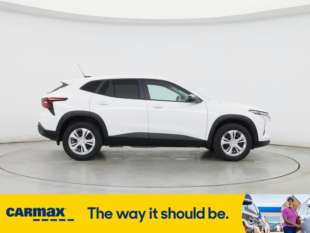 used 2024 Chevrolet Trax car, priced at $23,998