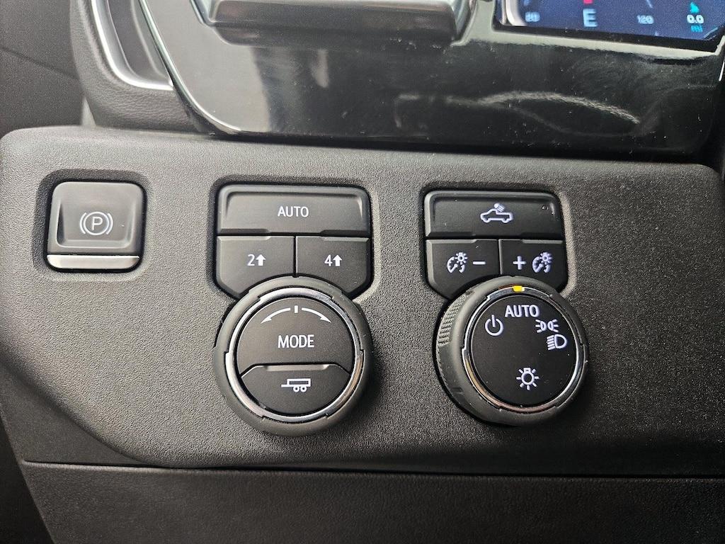 used 2022 Chevrolet Silverado 1500 car, priced at $31,998