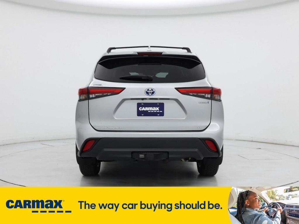 used 2020 Toyota Highlander Hybrid car, priced at $35,998