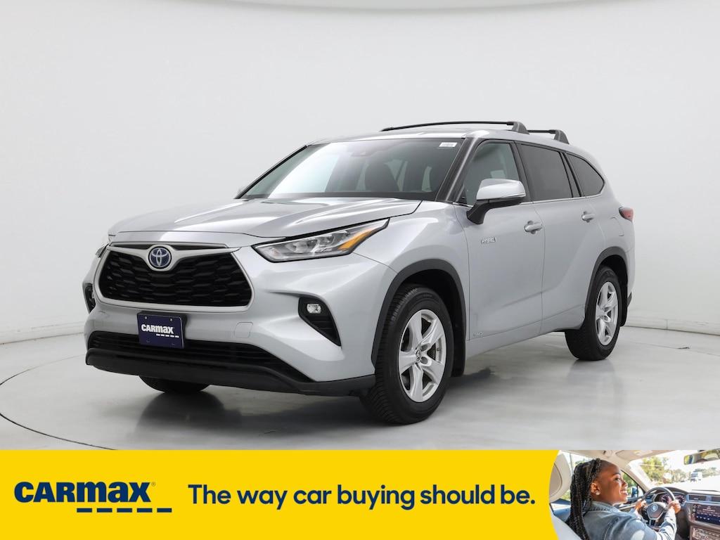 used 2020 Toyota Highlander Hybrid car, priced at $35,998