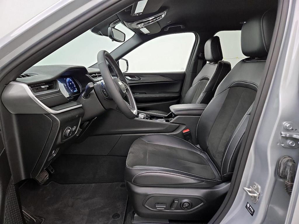 used 2023 Jeep Grand Cherokee car, priced at $37,998