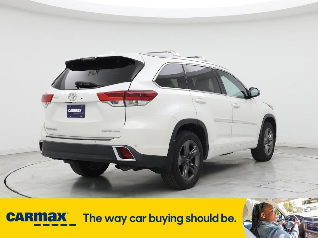 used 2018 Toyota Highlander car, priced at $29,998
