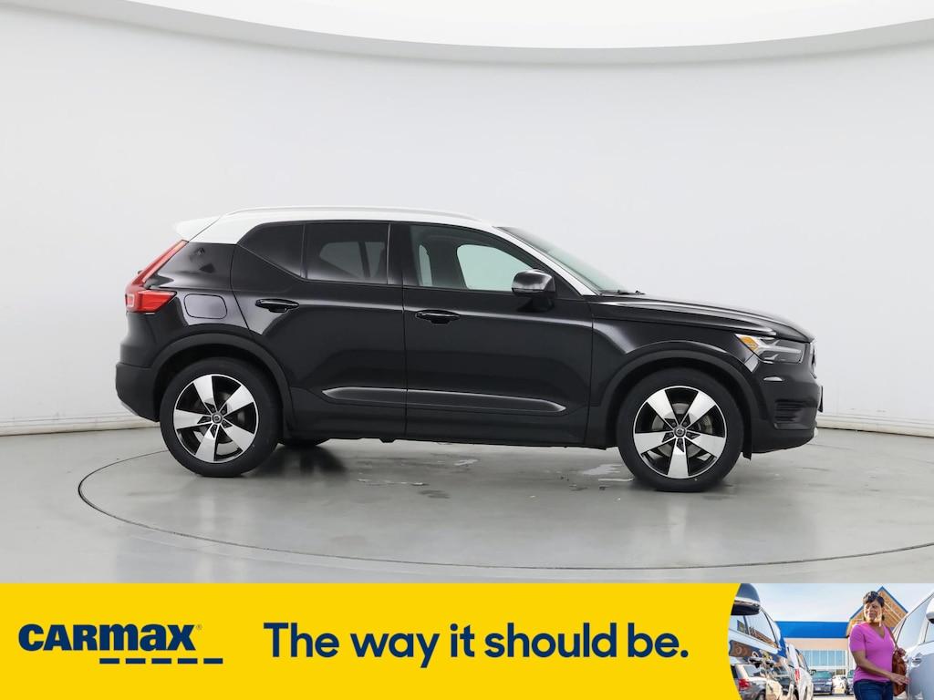 used 2020 Volvo XC40 car, priced at $26,998