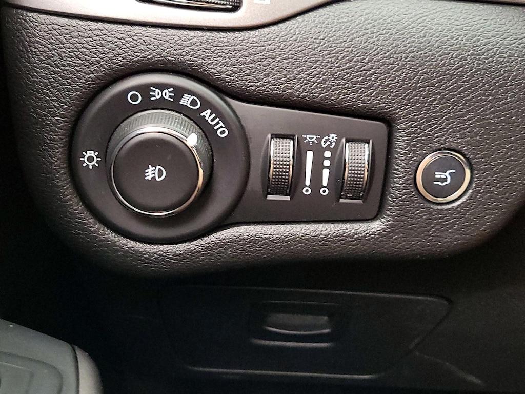 used 2020 Jeep Cherokee car, priced at $19,998