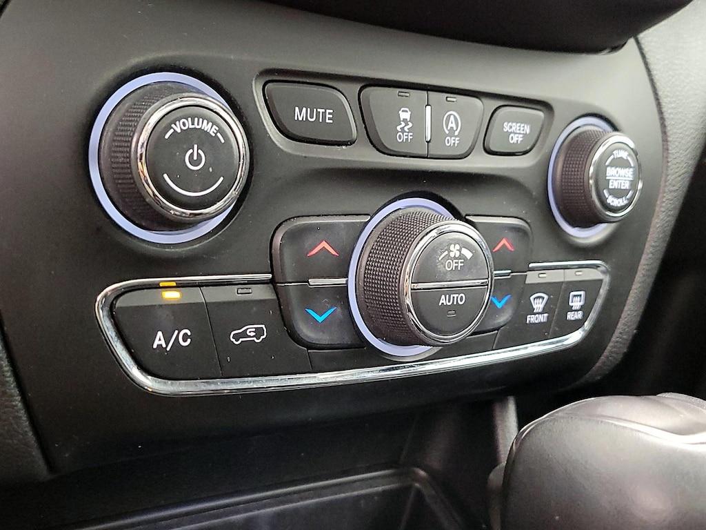 used 2020 Jeep Cherokee car, priced at $19,998