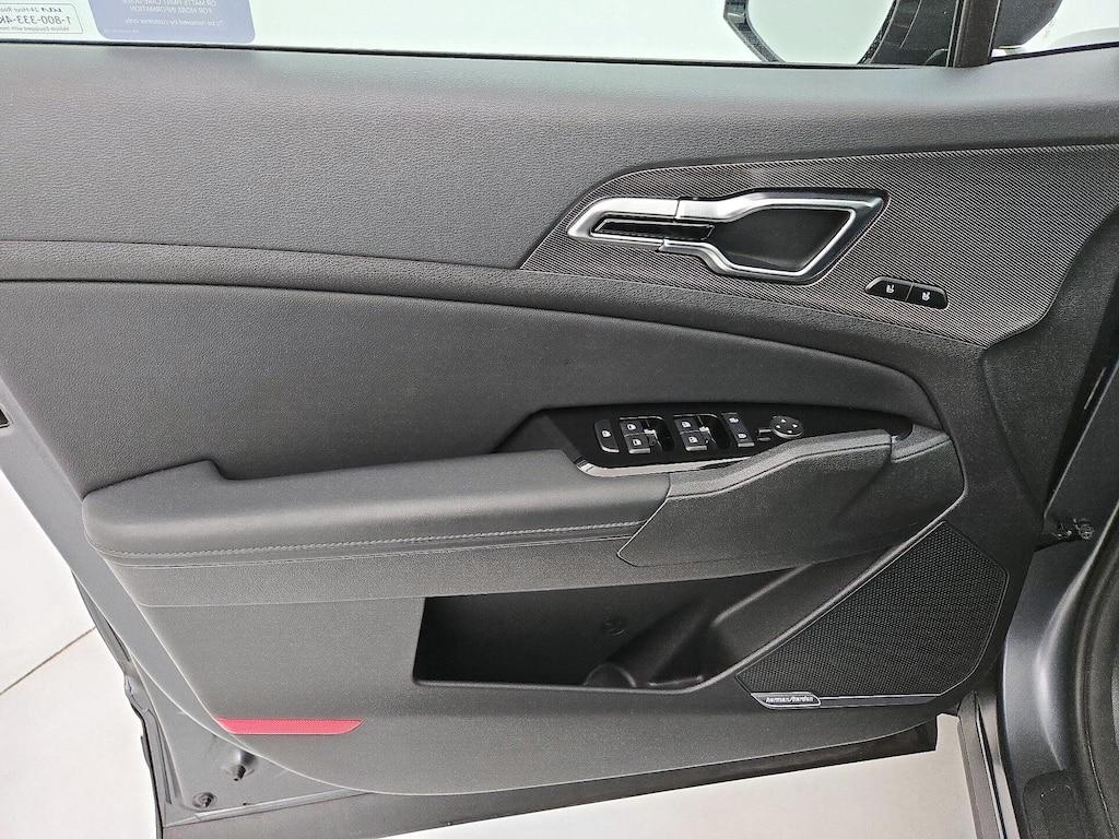used 2024 Kia Sportage Hybrid car, priced at $34,998