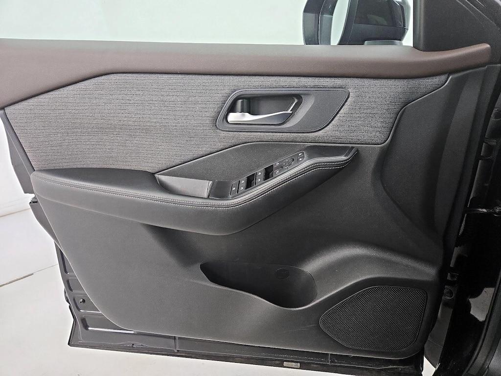 used 2023 Nissan Rogue car, priced at $24,998