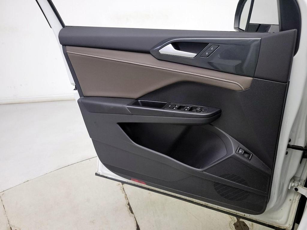 used 2022 Volkswagen Taos car, priced at $25,998