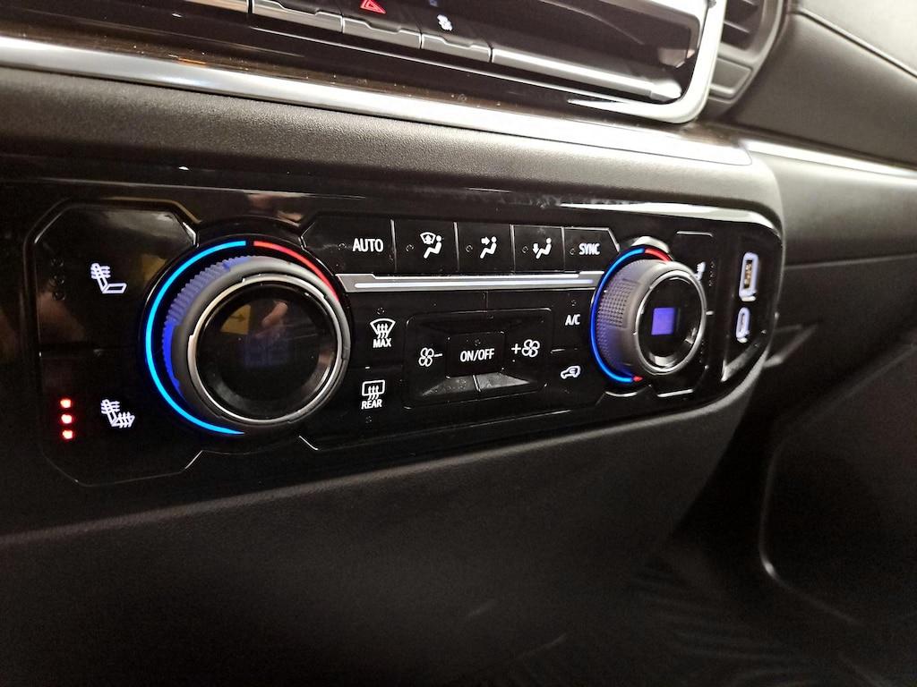 used 2022 Chevrolet Silverado 1500 car, priced at $32,998