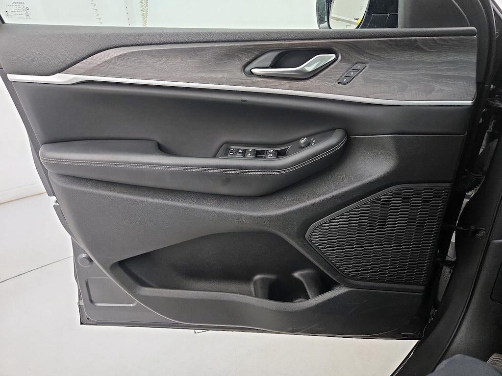 used 2023 Jeep Grand Cherokee car, priced at $33,998