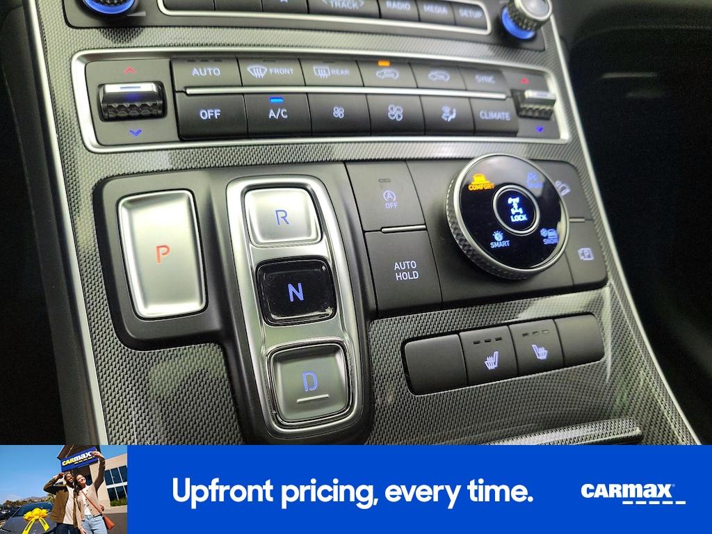 used 2022 Hyundai Santa Fe car, priced at $28,998