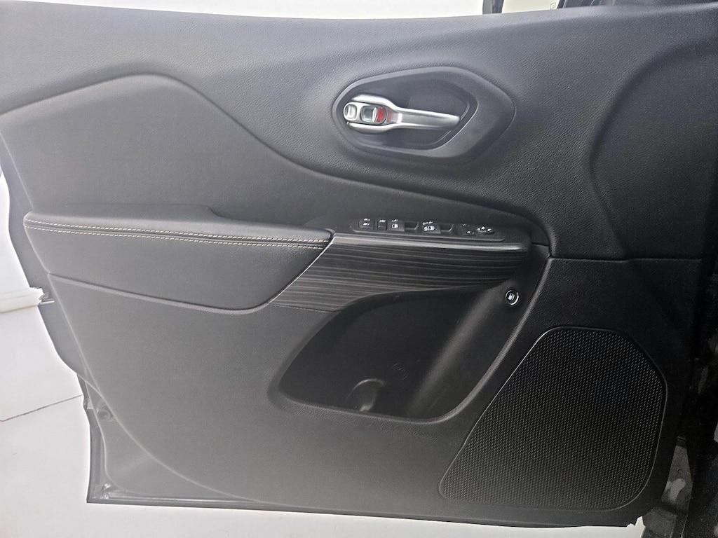 used 2015 Jeep Cherokee car, priced at $14,998