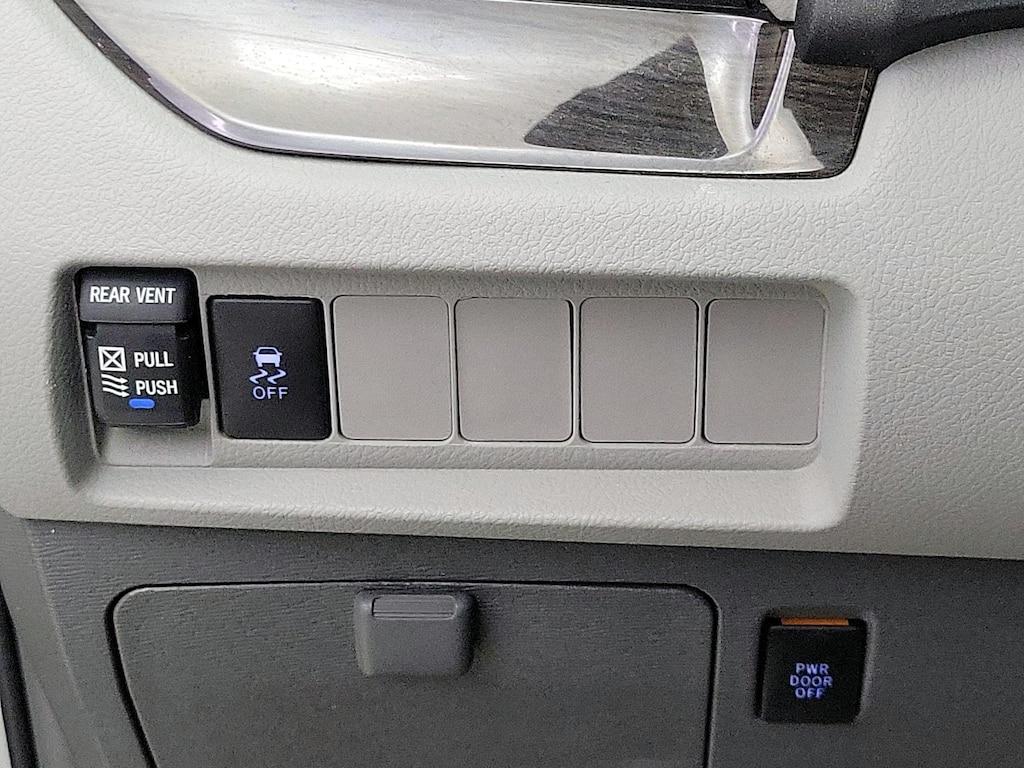 used 2018 Toyota Sienna car, priced at $24,998