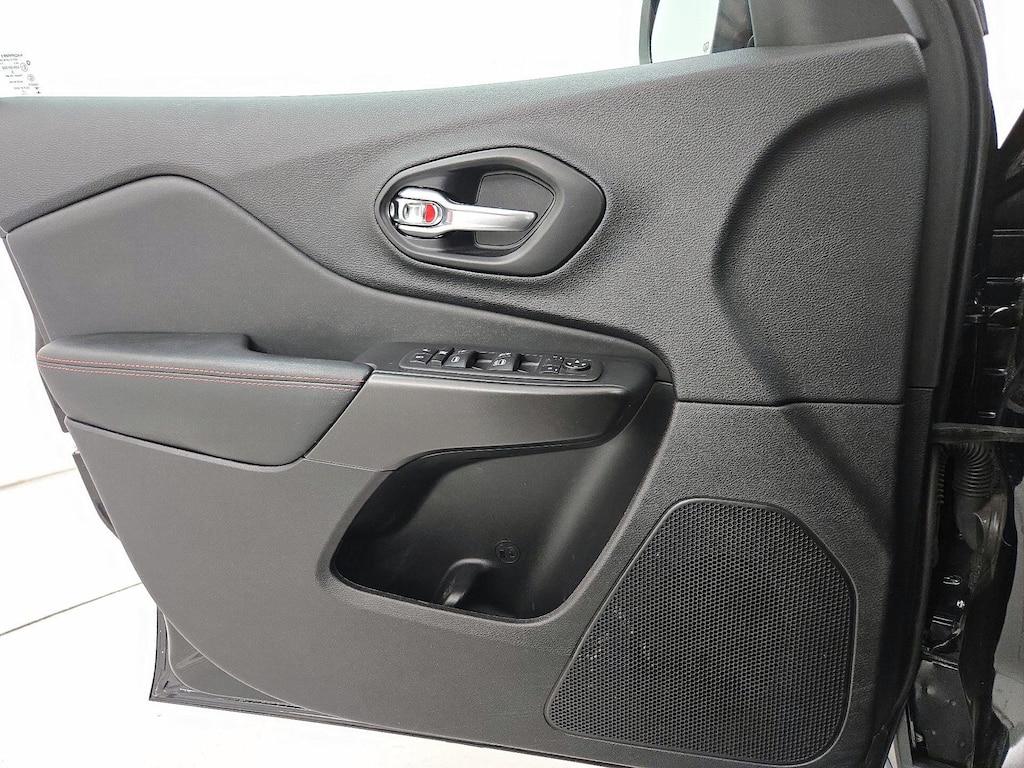 used 2021 Jeep Cherokee car, priced at $25,998