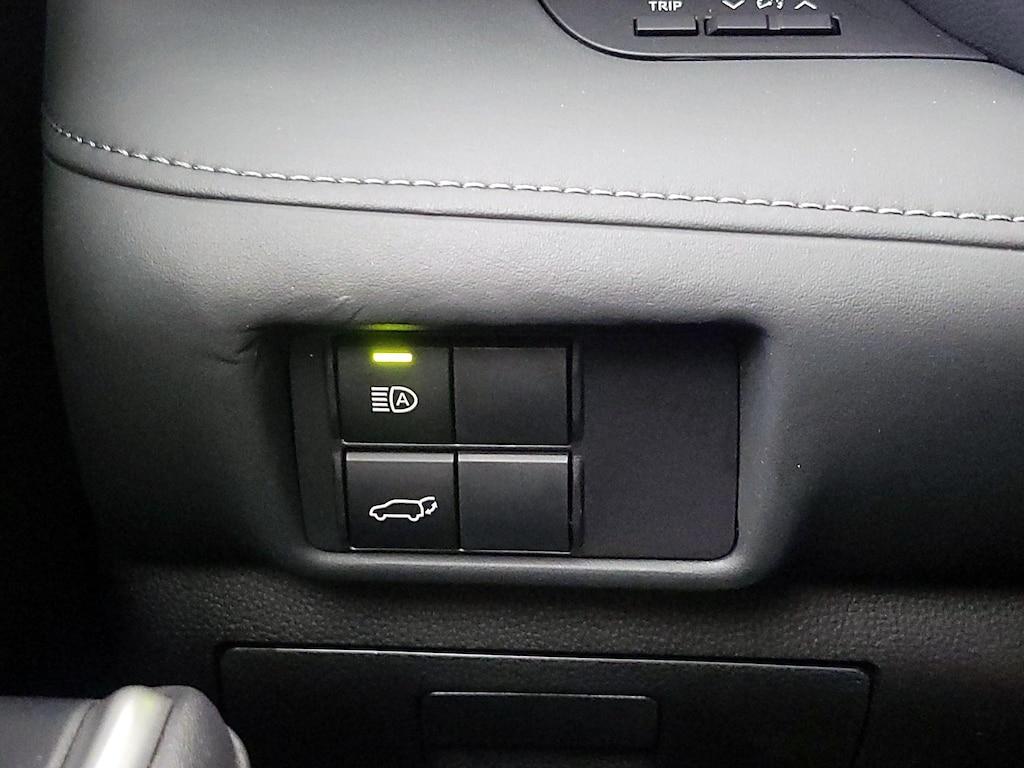 used 2022 Toyota Highlander Hybrid car, priced at $41,998