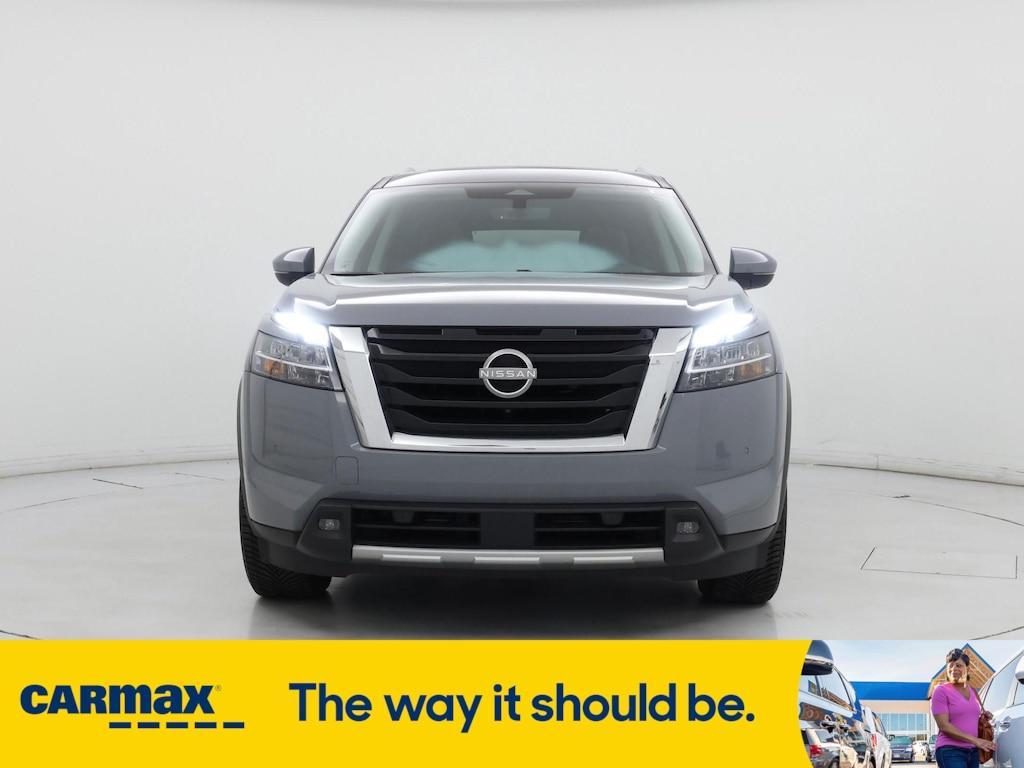 used 2023 Nissan Pathfinder car, priced at $39,998