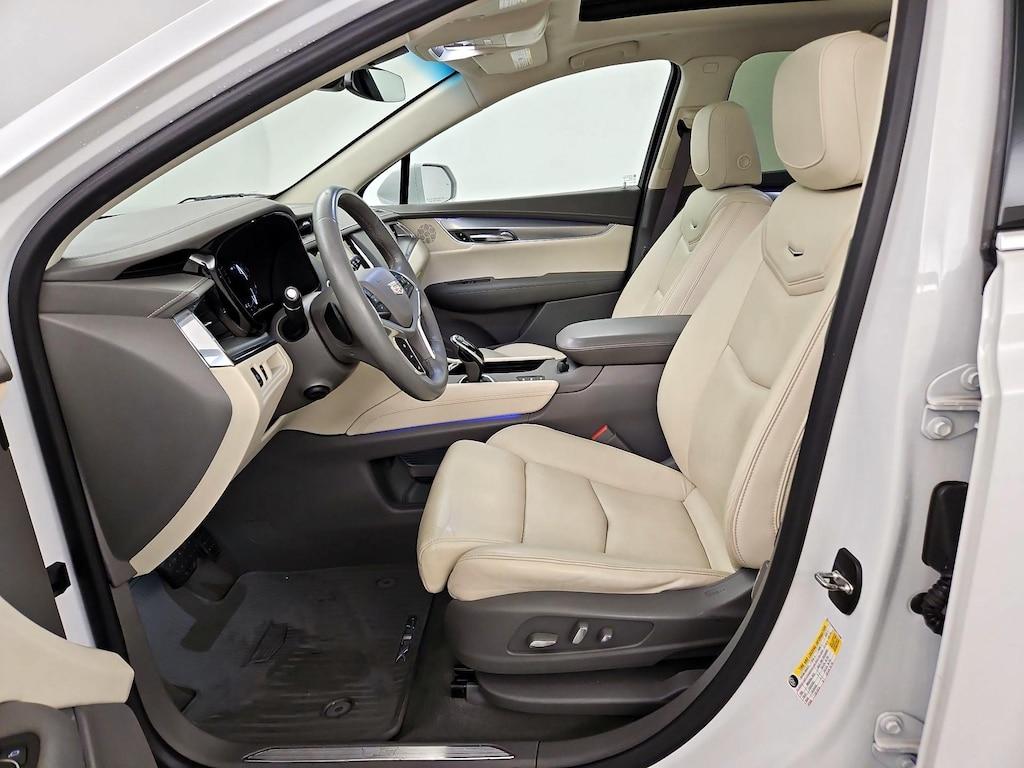 used 2017 Cadillac XT5 car, priced at $20,998