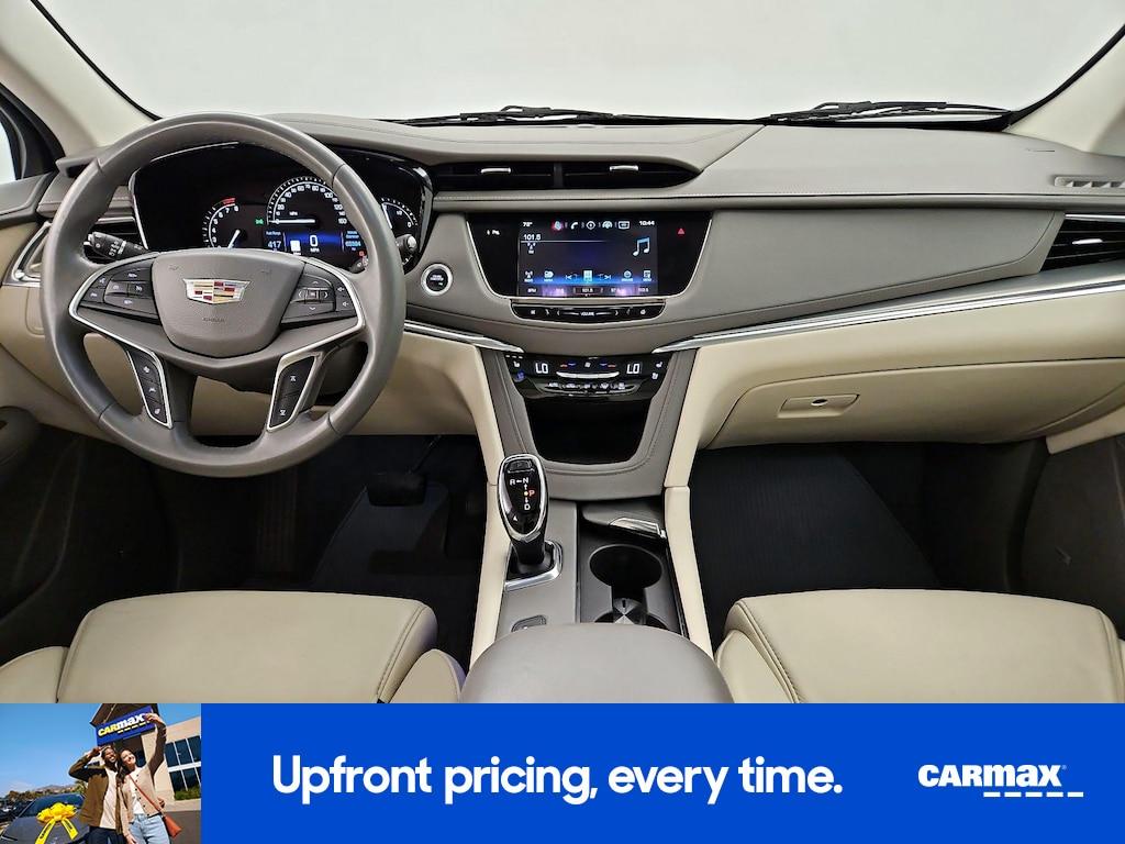 used 2017 Cadillac XT5 car, priced at $20,998