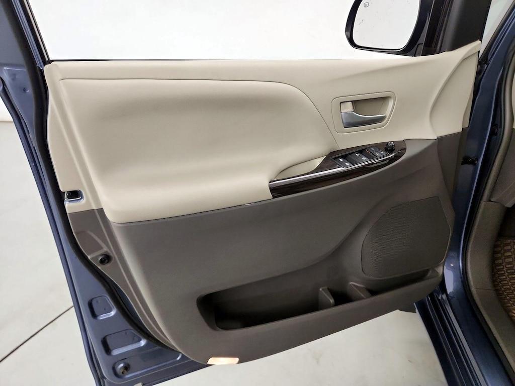 used 2015 Toyota Sienna car, priced at $31,998