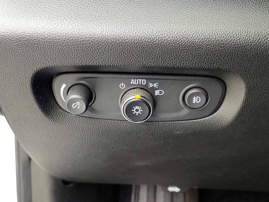 used 2020 Chevrolet Traverse car, priced at $22,998