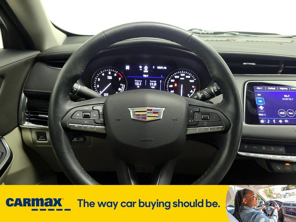 used 2023 Cadillac XT4 car, priced at $30,998