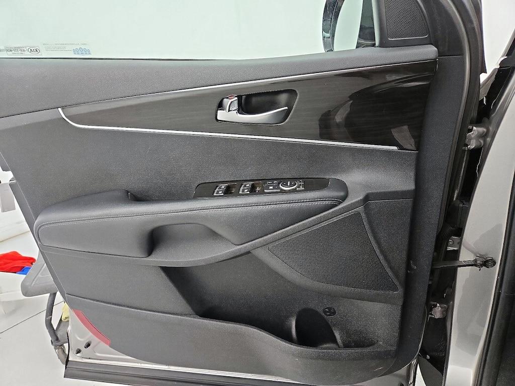used 2019 Kia Sorento car, priced at $15,998