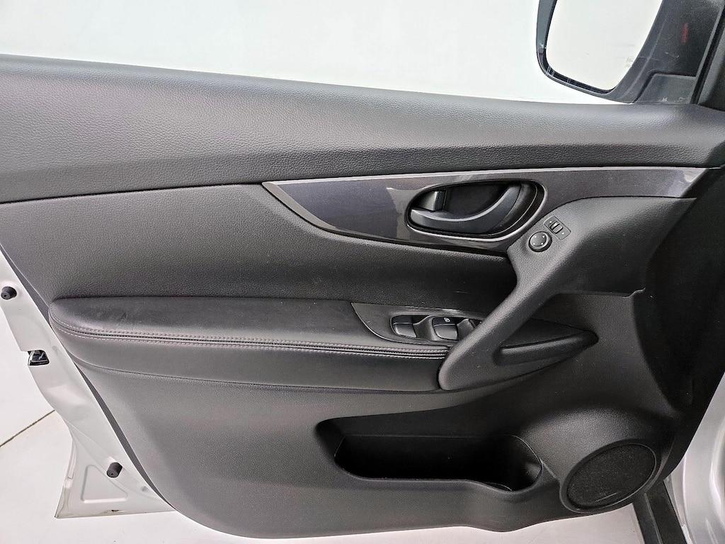 used 2020 Nissan Rogue car, priced at $18,998