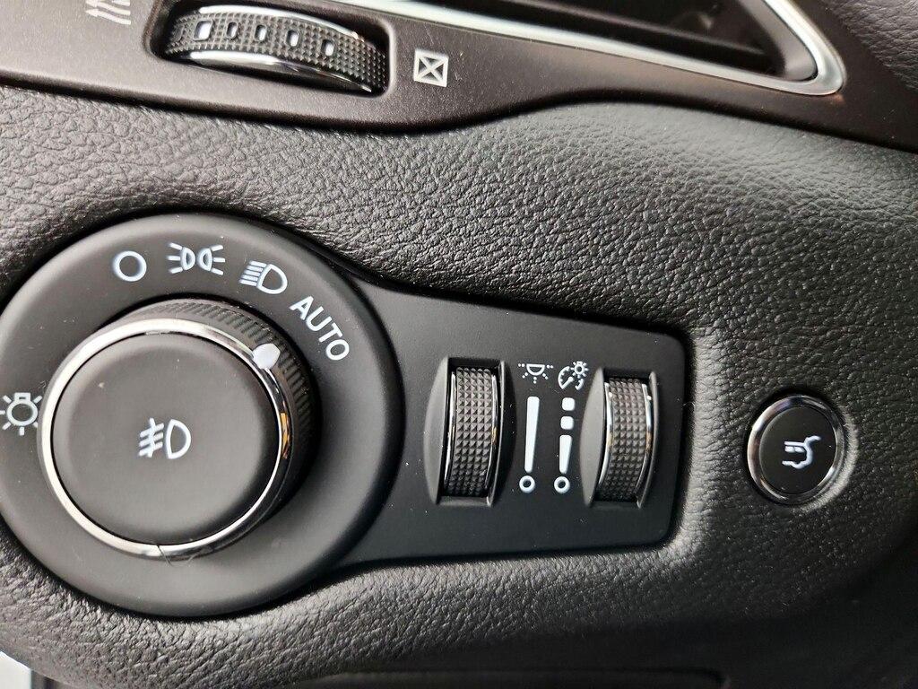 used 2022 Jeep Cherokee car, priced at $29,998
