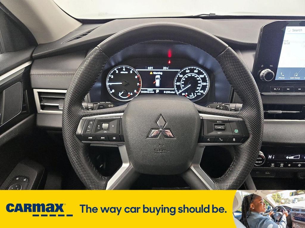 used 2023 Mitsubishi Outlander car, priced at $25,998