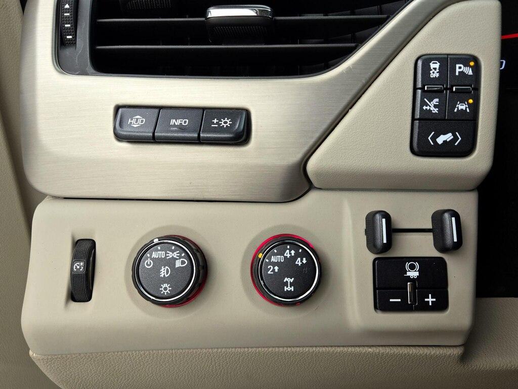 used 2016 GMC Yukon car, priced at $32,998