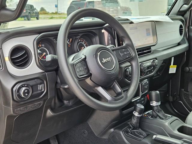 new 2024 Jeep Gladiator car, priced at $41,994