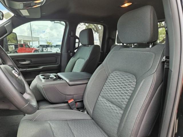 new 2025 Ram 1500 car, priced at $39,564