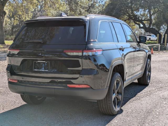 new 2024 Jeep Grand Cherokee car, priced at $47,192