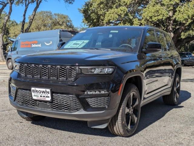 new 2024 Jeep Grand Cherokee car, priced at $44,692