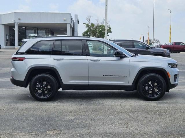 new 2024 Jeep Grand Cherokee car, priced at $37,467