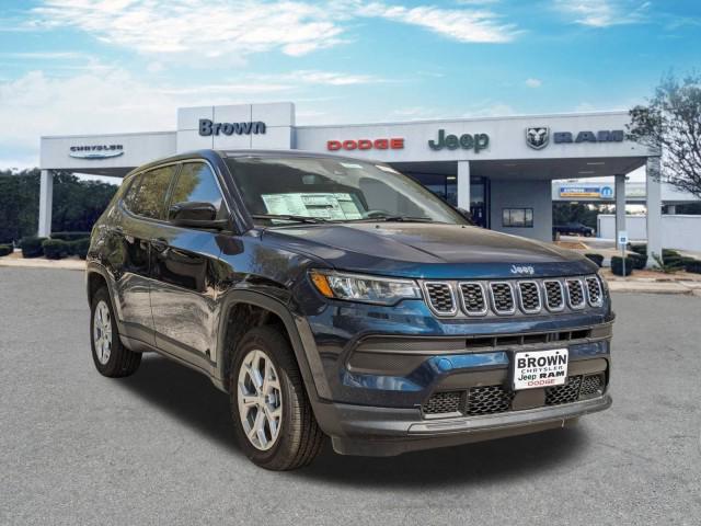 new 2024 Jeep Compass car, priced at $26,898