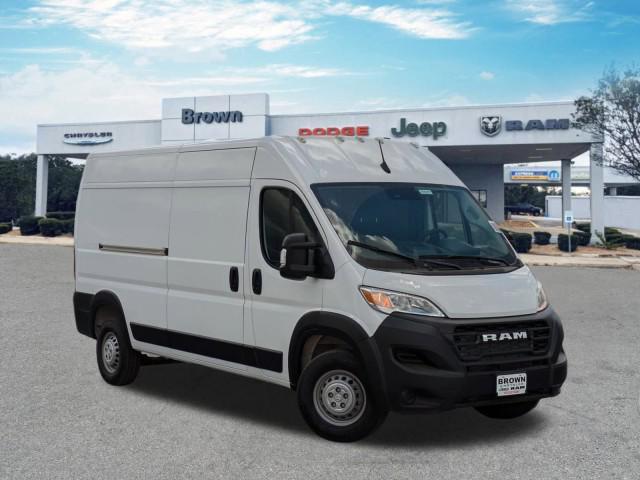 new 2024 Ram ProMaster 2500 car, priced at $49,128