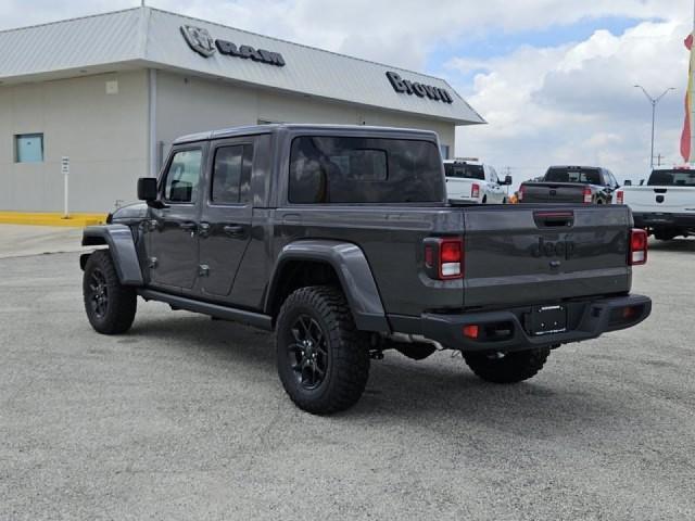 new 2024 Jeep Gladiator car, priced at $38,529