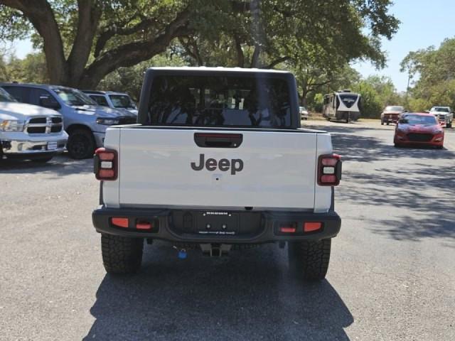 new 2024 Jeep Gladiator car, priced at $51,683