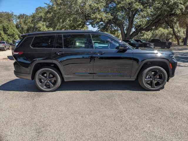 new 2024 Jeep Grand Cherokee L car, priced at $42,817