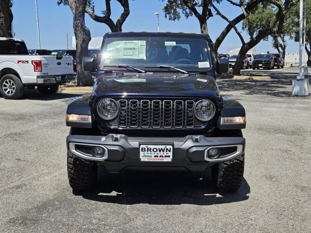 new 2024 Jeep Gladiator car, priced at $39,917