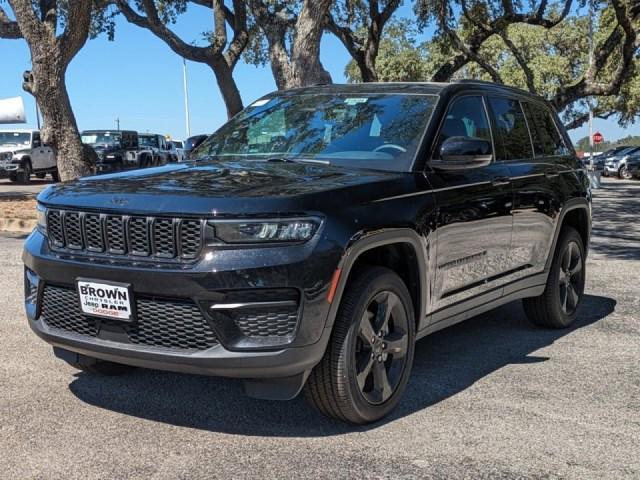 new 2024 Jeep Grand Cherokee car, priced at $41,357