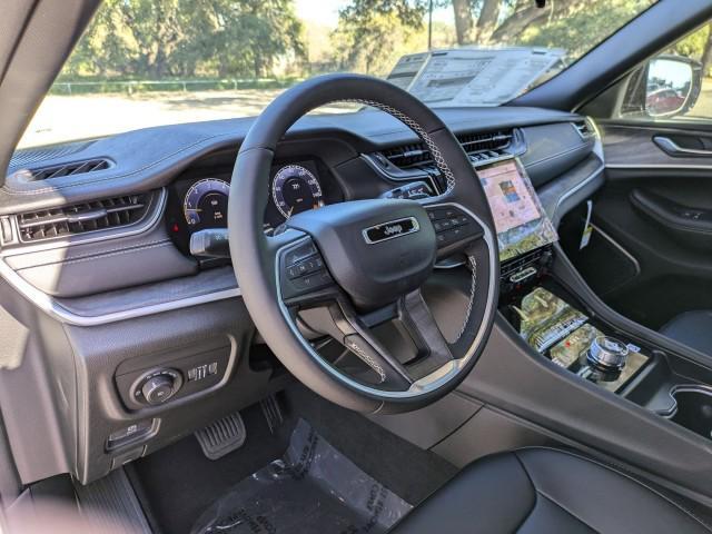 new 2024 Jeep Grand Cherokee L car, priced at $52,427