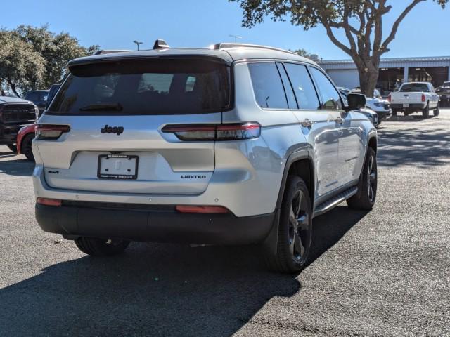 new 2024 Jeep Grand Cherokee L car, priced at $52,427