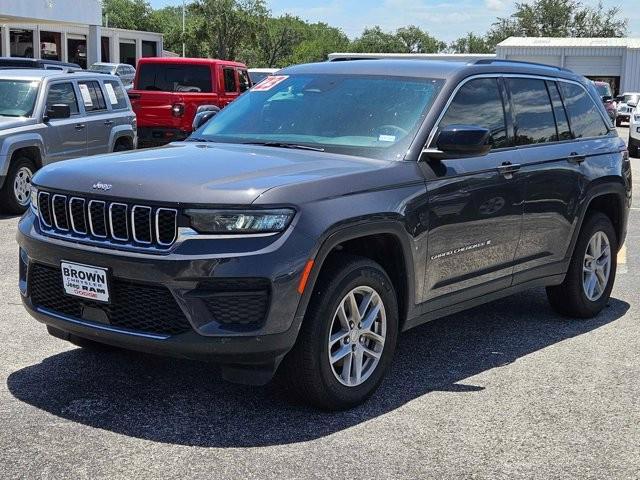 used 2023 Jeep Grand Cherokee car, priced at $40,911