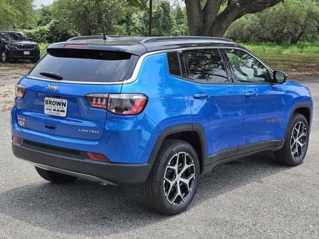 new 2024 Jeep Compass car, priced at $30,107